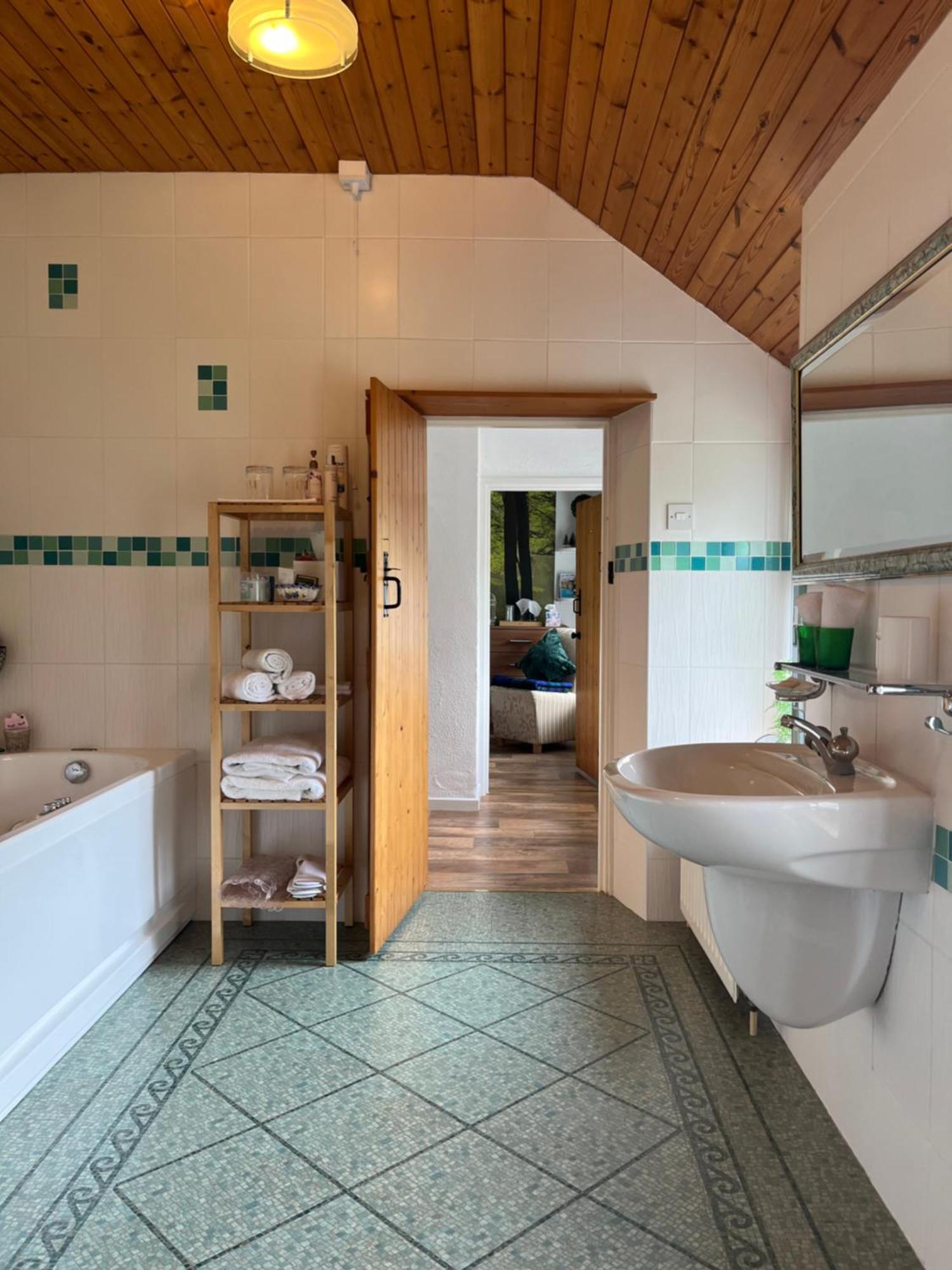 란 Old Mill House B&B 외부 사진